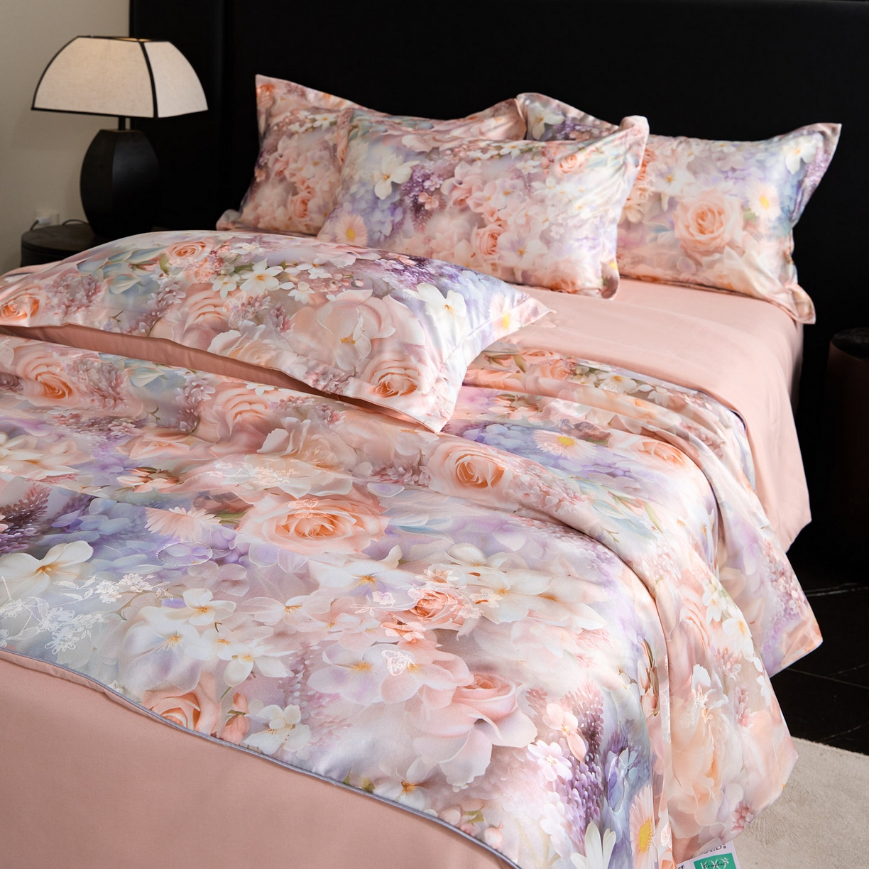 91家纺网 家纺一手货源 找家纺 莱欧纳家纺 2026新款亲肤夏被四件套 夏被-雅典娜粉