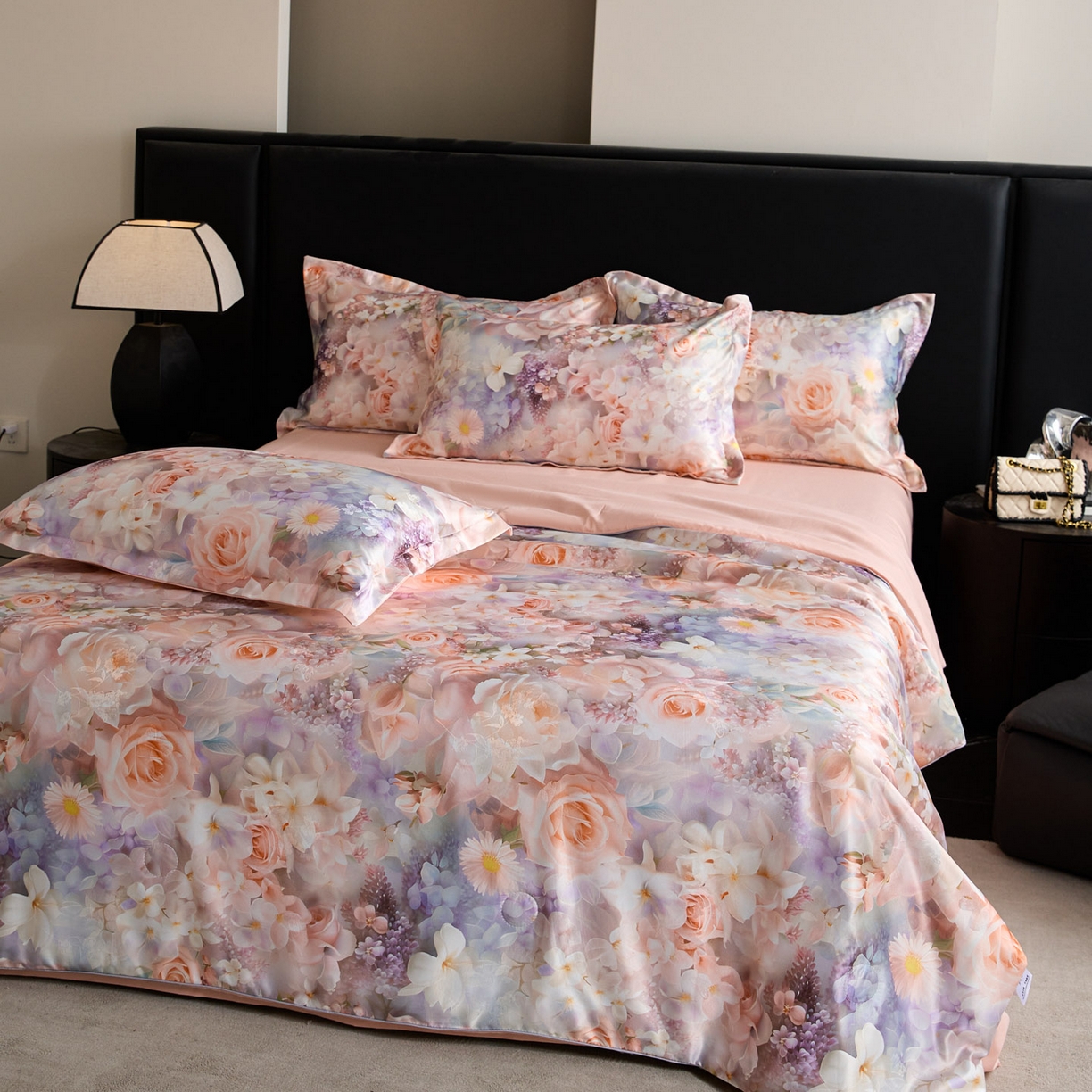 91家纺网 家纺一手货源 找家纺 莱欧纳家纺 2026新款亲肤夏被四件套 夏被-雅典娜粉