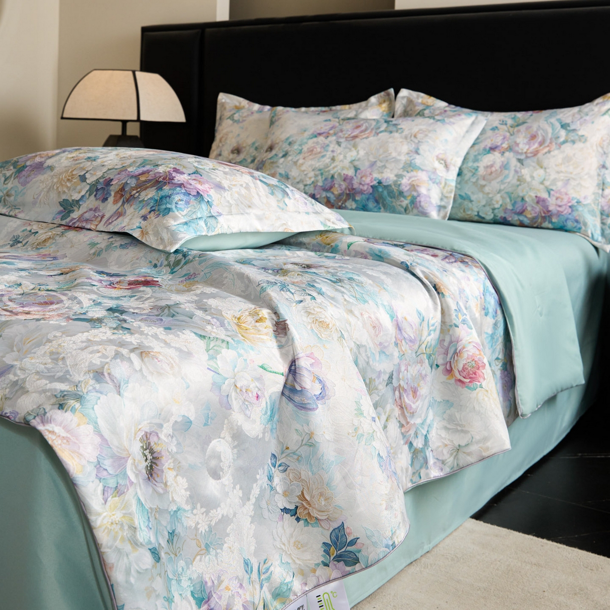 91家纺网 家纺一手货源 找家纺 莱欧纳家纺 2026新款亲肤夏被四件套 夏被-梦澜青