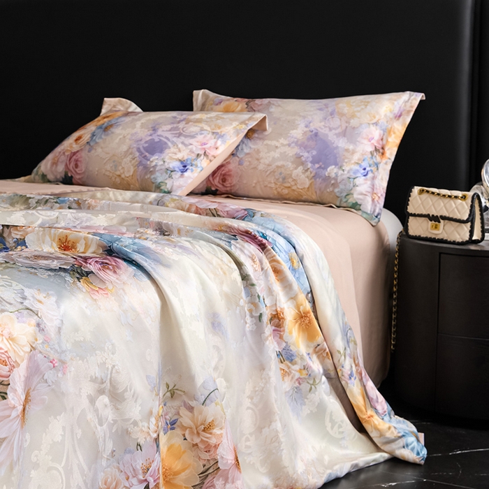 91家纺网 家纺一手货源 找家纺 莱欧纳家纺 2026新款亲肤夏被四件套 夏被-初雪米桔