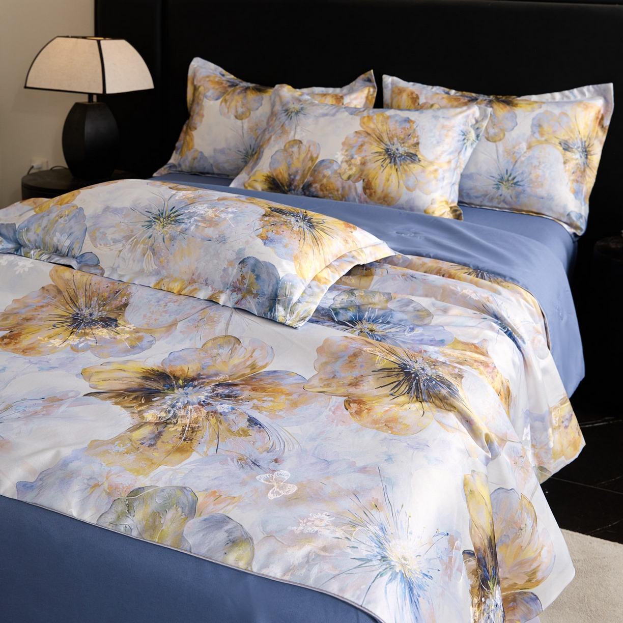 91家纺网 家纺一手货源 找家纺 莱欧纳家纺 2026新款亲肤夏被四件套 夏被-印象蓝灰