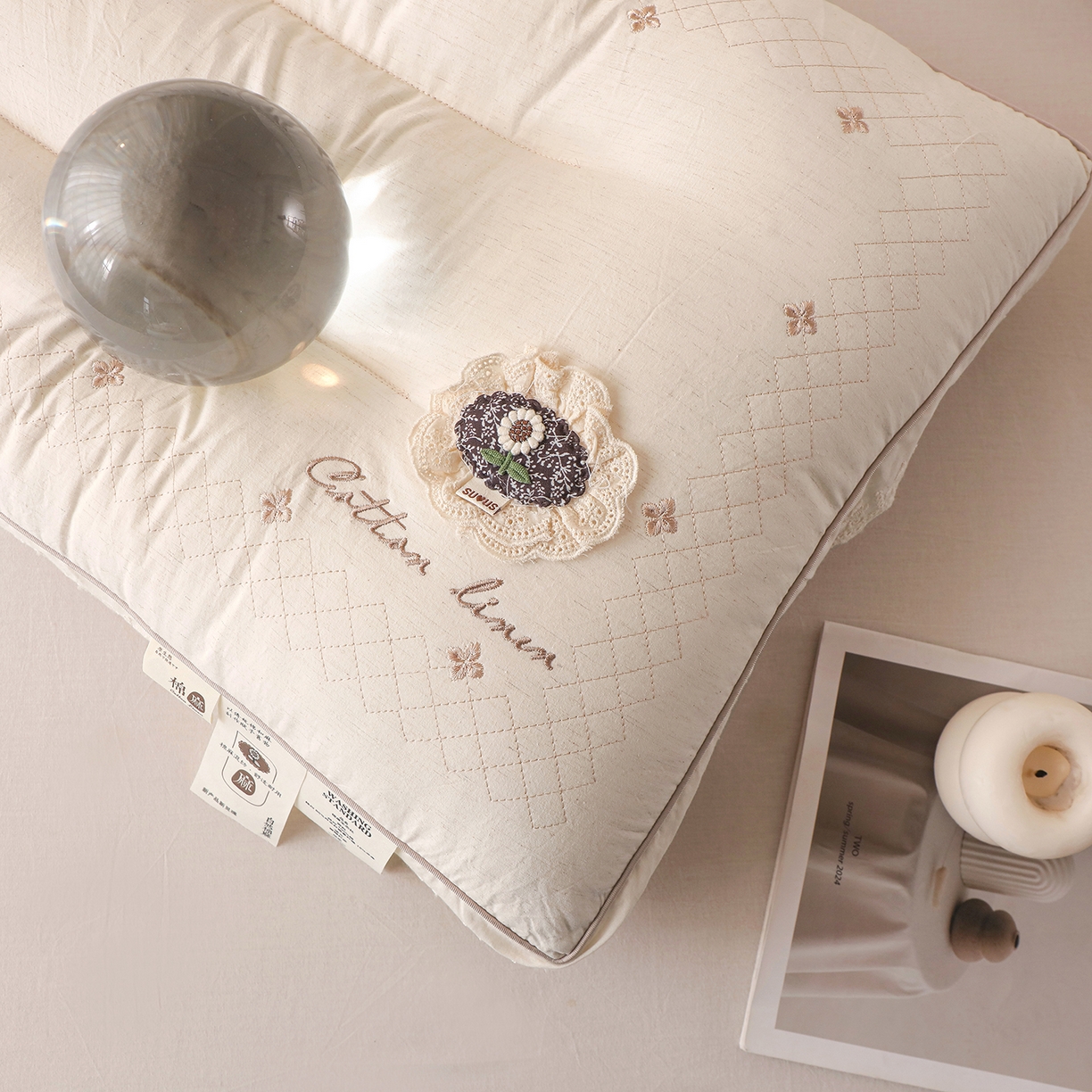 91家纺网 家纺一手货源 找家纺 （总）云熙枕业 2026新款原生态全棉麻立体绣花款花边护颈枕头枕芯