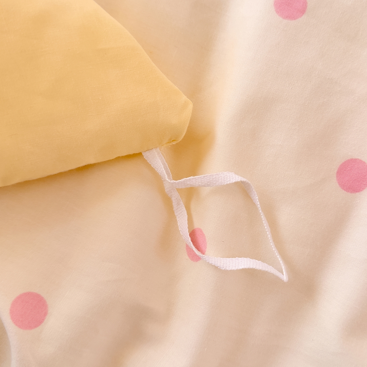 91家纺网 家纺一手货源 找家纺 DoDo 兜兜 2026年全棉纯棉ins风小清新四件套 波点奶盖-枕套1对波点