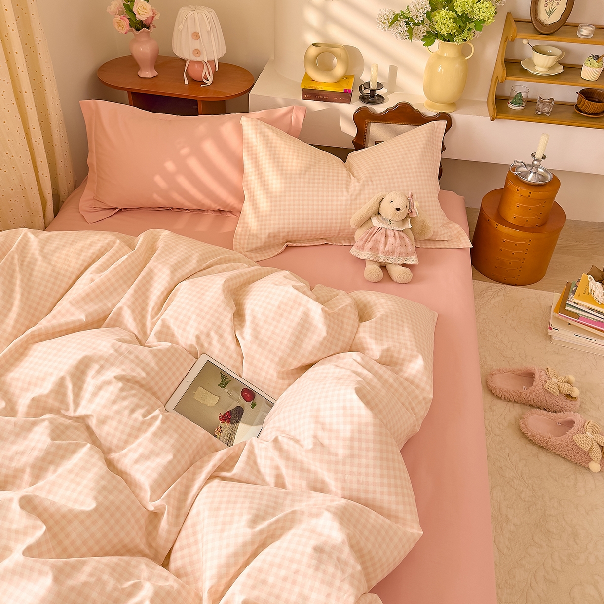 91家纺网 家纺一手货源 找家纺 DoDo 兜兜 2026年全棉纯棉ins风小清新四件套 樱粉奶盖-枕套混搭（格子+纯色）