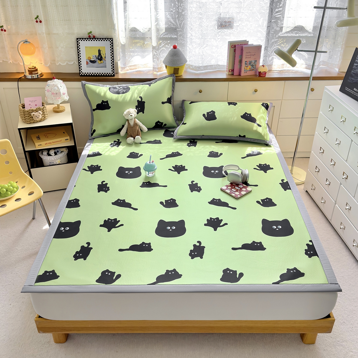 91家纺网 家纺一手货源 找家纺 圣比熊 2026新款烫光数码印花冰丝凉席 薄荷喵星