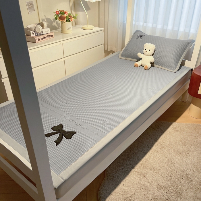 91家纺网 家纺一手货源 找家纺 （总）爱思凯家纺 2026新款【学生】PE冰豆豆凉席席子-绮梦系列-床席款