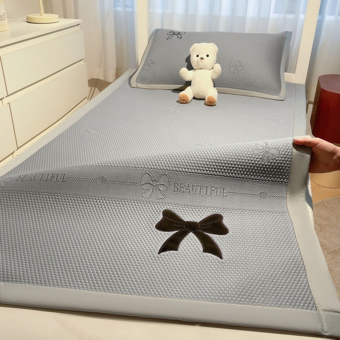 91家纺网 家纺一手货源 找家纺 （总）爱思凯家纺 2026新款【学生】PE冰豆豆凉席席子-绮梦系列-床席款