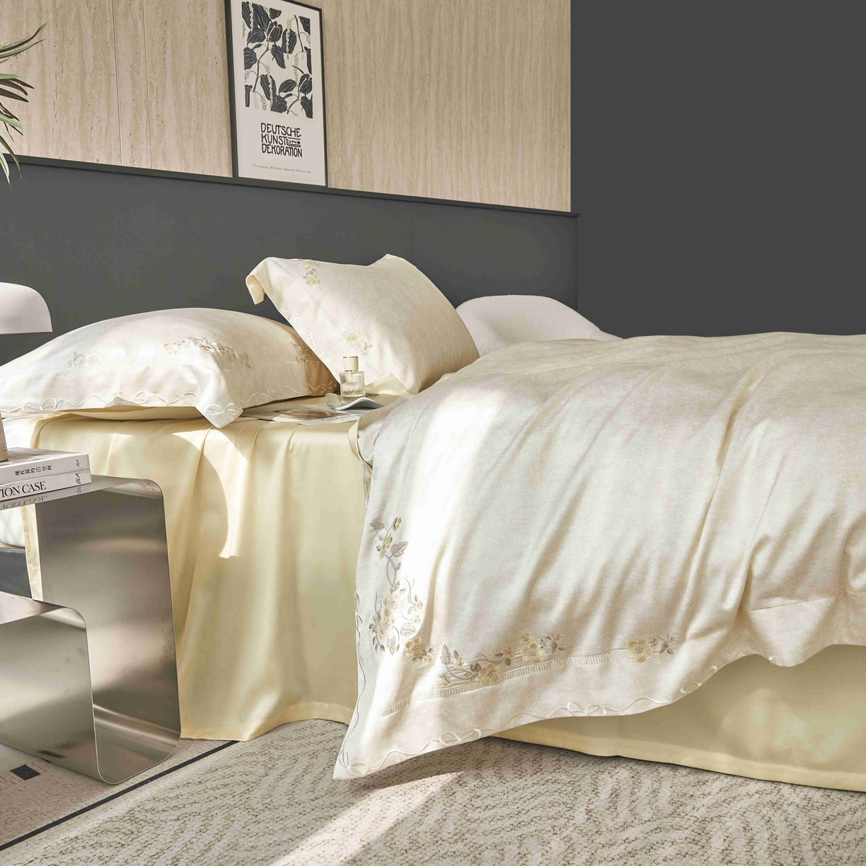 91家纺网 家纺一手货源 找家纺 榻尚家居 2026新款天丝棉绣花四件套-阑珊 香槟米