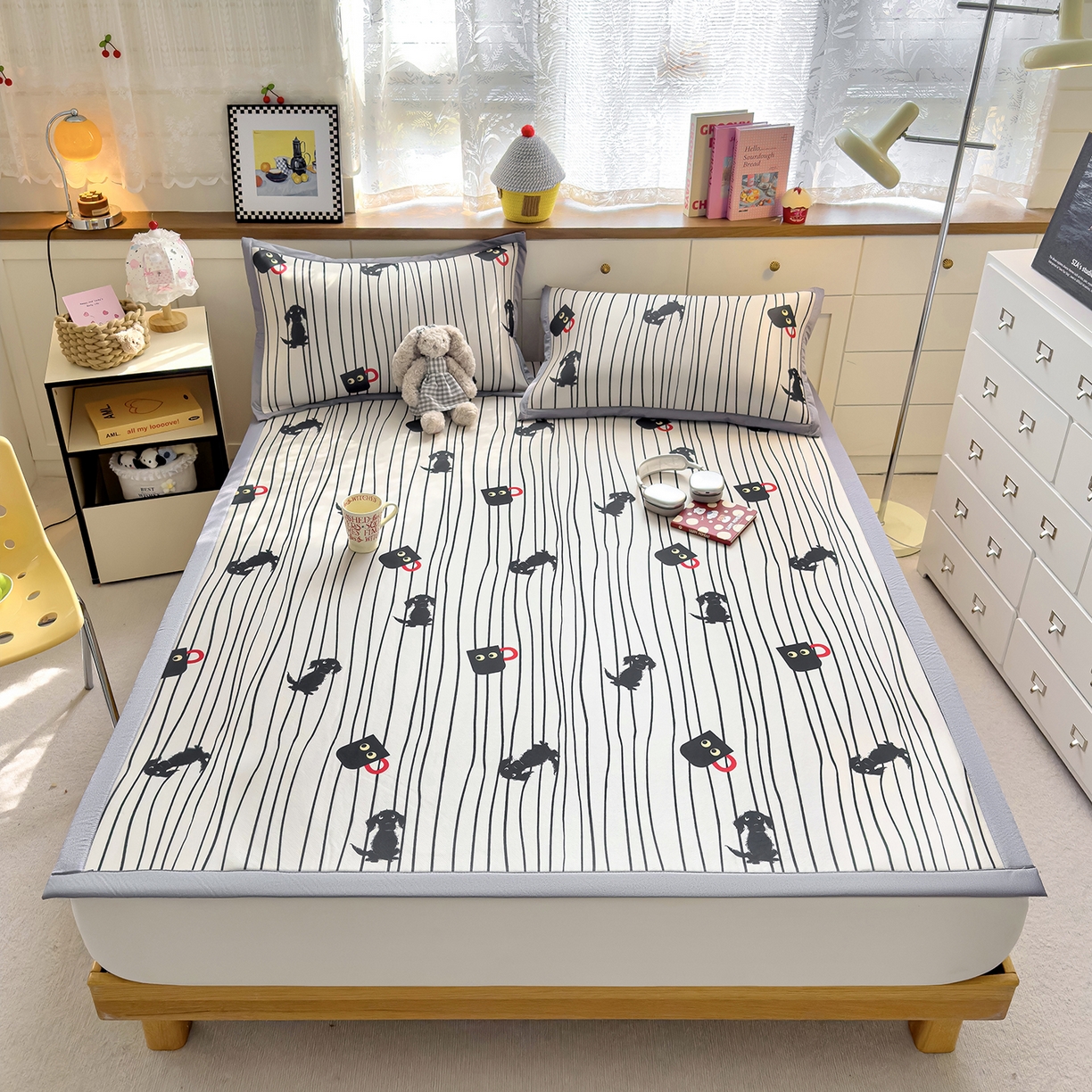 91家纺网 家纺一手货源 找家纺 圣比熊 2026新款烫光数码印花冰丝凉席 茶杯大