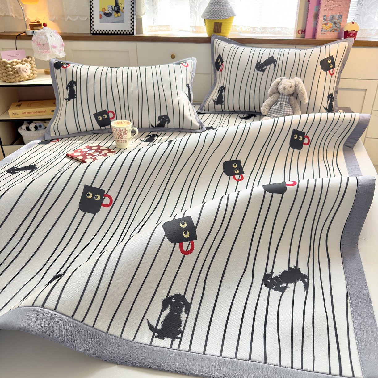 91家纺网 家纺一手货源 找家纺 圣比熊 2026新款烫光数码印花冰丝凉席 茶杯大