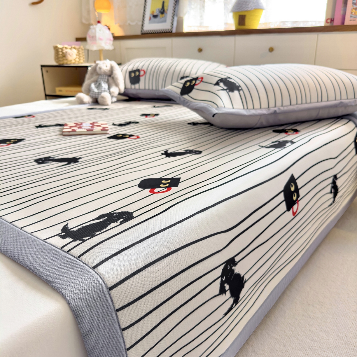 91家纺网 家纺一手货源 找家纺 圣比熊 2026新款烫光数码印花冰丝凉席 茶杯大