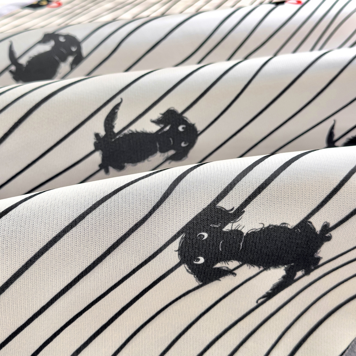 91家纺网 家纺一手货源 找家纺 圣比熊 2026新款烫光数码印花冰丝凉席 茶杯大