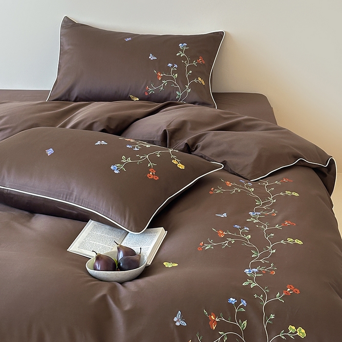 91家纺网 家纺一手货源 找家纺 （总）波比可可 2026春夏新款100支50s双股长绒棉纯棉全棉居家轻奢刺绣四件套