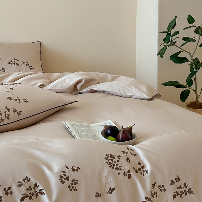 91家纺网 家纺一手货源 找家纺 （总）波比可可 2026春夏新款100支50s双股长绒棉纯棉全棉居家轻奢刺绣四件套