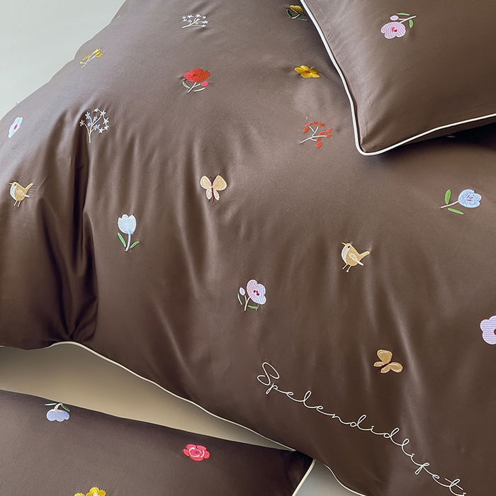 91家纺网 家纺一手货源 找家纺 波比可可 2026春夏新款100支50s双股长绒棉纯棉全棉居家轻奢刺绣四件套 花影 咖