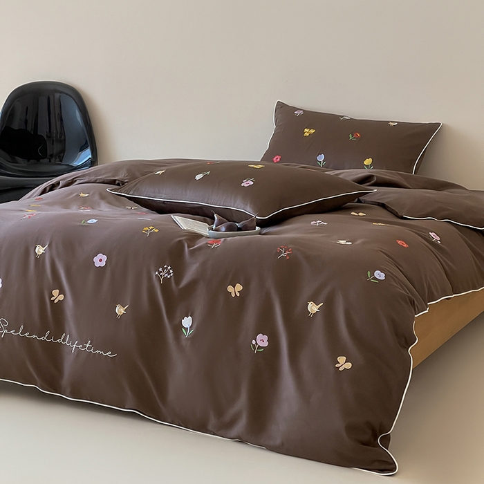 91家纺网 家纺一手货源 找家纺 波比可可 2026春夏新款100支50s双股长绒棉纯棉全棉居家轻奢刺绣四件套 花影 咖