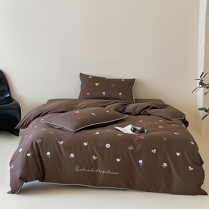 91家纺网 家纺一手货源 找家纺 波比可可 2026春夏新款100支50s双股长绒棉纯棉全棉居家轻奢刺绣四件套 花影 咖