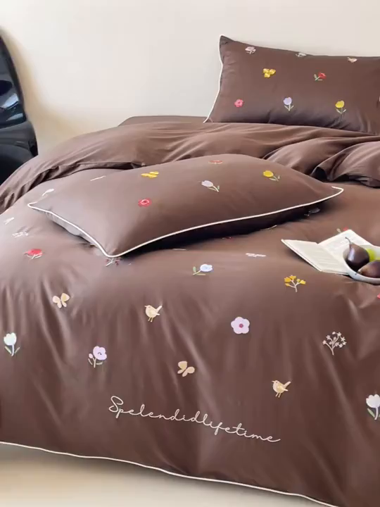 91家纺网 家纺一手货源 找家纺 波比可可 2026春夏新款100支50s双股长绒棉纯棉全棉居家轻奢刺绣四件套 花影 咖