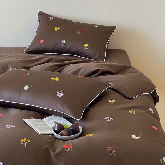 91家纺网 家纺一手货源 找家纺 波比可可 2026春夏新款100支50s双股长绒棉纯棉全棉居家轻奢刺绣四件套 花影 咖