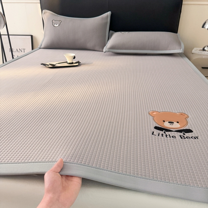 91家纺网 家纺一手货源 找家纺 （总）爱思凯家纺 2025新款花边-泡泡棉夹棉床笠