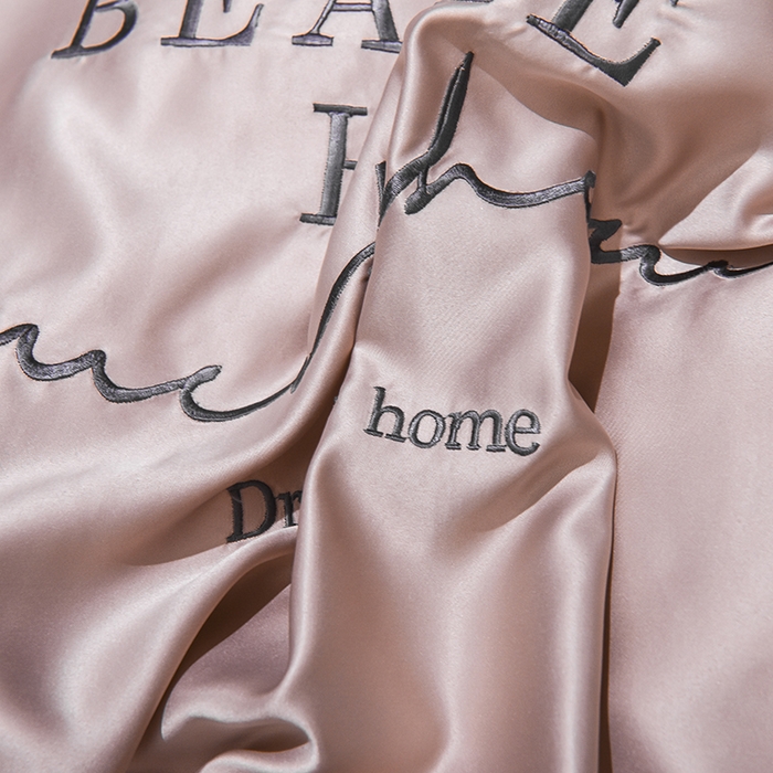 91家纺网 家纺一手货源 找家纺 首尔家纺 2026春夏新款水洗真丝绣花四件套寐系列 伯尼玉