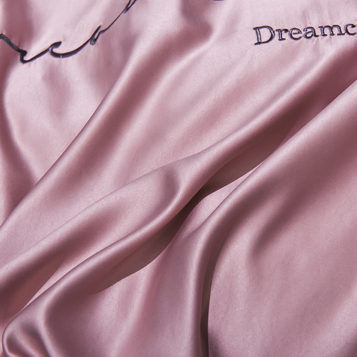 91家纺网 家纺一手货源 找家纺 首尔家纺 2026春夏新款水洗真丝绣花四件套寐系列 树莓