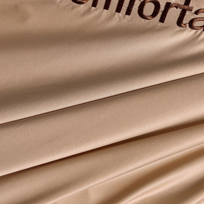 91家纺网 家纺一手货源 找家纺 首尔家纺 2026新款水洗真丝绣花四件套H系列 H-魔法金