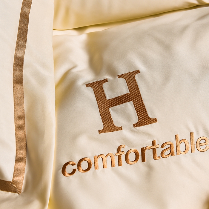 91家纺网 家纺一手货源 找家纺 首尔家纺 2026新款水洗真丝绣花四件套H系列 H-晴空白