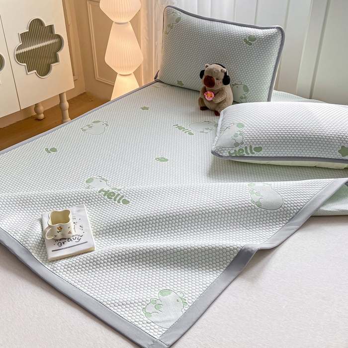 91家纺网 家纺一手货源 找家纺 家喜爱 2026新款冰感豆豆软凉席高克重加捻不起球-场景二 卡帕巴拉-绿色