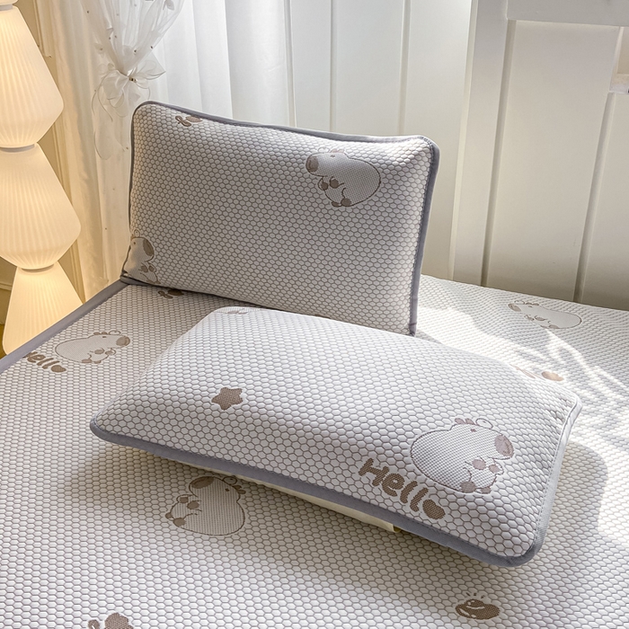 91家纺网 家纺一手货源 找家纺 家喜爱 2026新款冰感豆豆软凉席高克重加捻不起球-场景二 卡帕巴拉-咖色