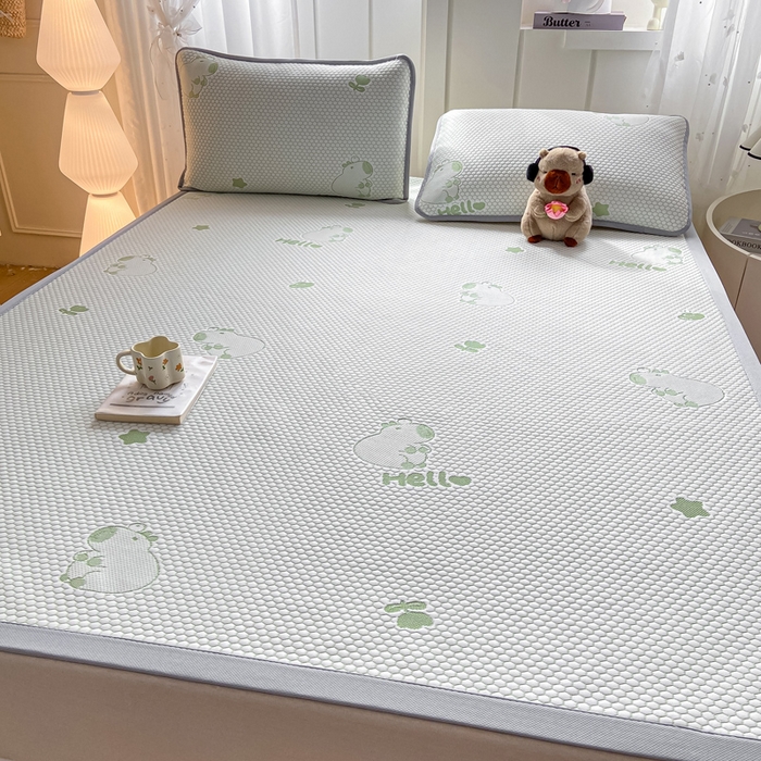 91家纺网 家纺一手货源 找家纺 家喜爱 2026新款冰感豆豆软凉席高克重加捻不起球-场景二 卡帕巴拉-绿色