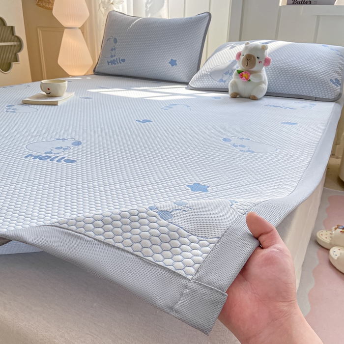 91家纺网 家纺一手货源 找家纺 家喜爱 2026新款冰感豆豆软凉席高克重加捻不起球-场景二 卡帕巴拉-蓝色