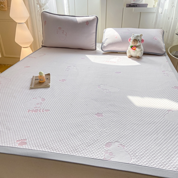 91家纺网 家纺一手货源 找家纺 家喜爱 2026新款冰感豆豆软凉席高克重加捻不起球-场景二 卡帕巴拉-粉色