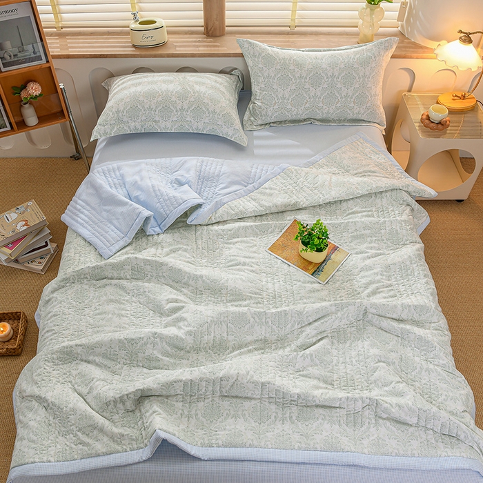 91家纺网 家纺一手货源 找家纺 圣靓家纺 2026新款清新水洗夏被被子被芯 春意