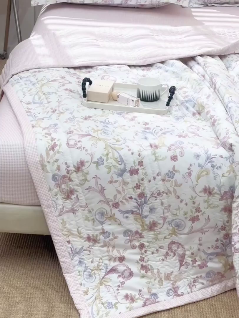 91家纺网 家纺一手货源 找家纺 圣楚家纺 2026新款清新水洗夏被被子被芯 媚影