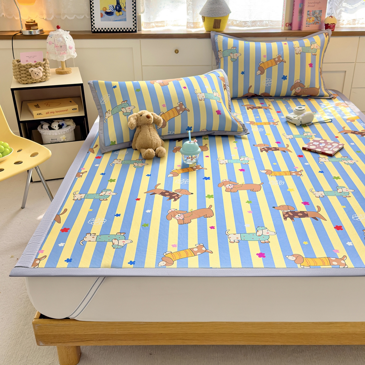 91家纺网 家纺一手货源 找家纺 圣比熊 2026新款烫光数码印花冰丝凉席 条纹萌觉