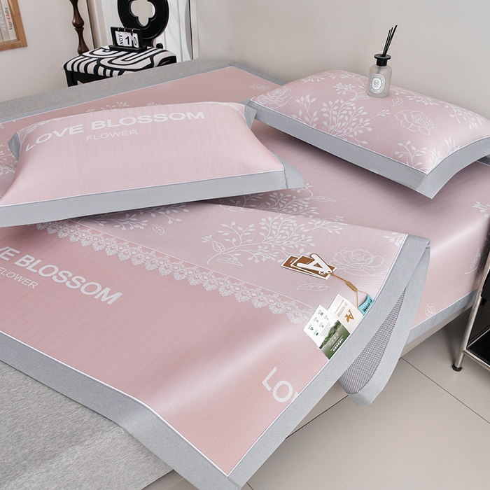 91家纺网 家纺一手货源 找家纺 小牛席业 2026新款PE凉感清新叶语冰丝席凉席席子 粉色