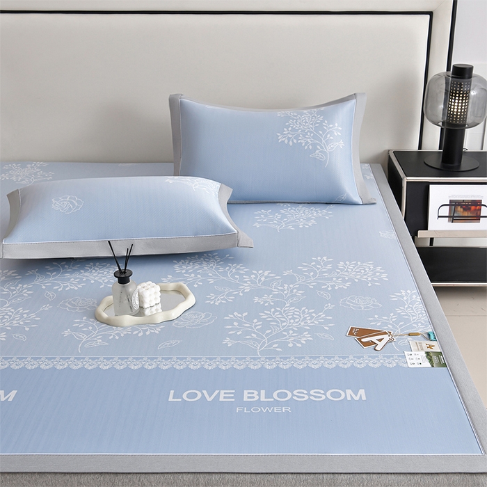 91家纺网 家纺一手货源 找家纺 小牛席业 2026新款PE凉感清新叶语冰丝席凉席席子 蓝色