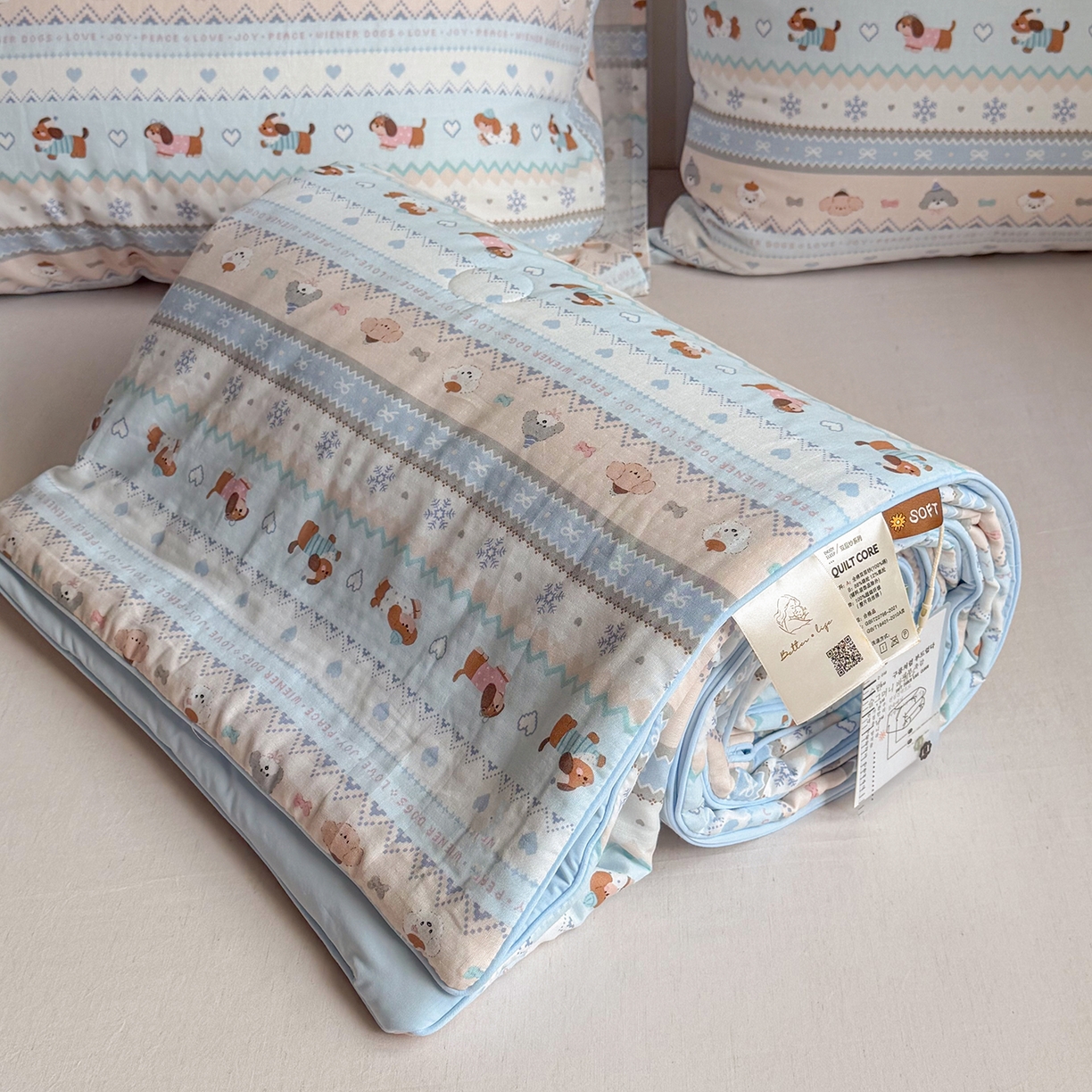 91家纺网 家纺一手货源 找家纺 麦伦家居 2026新品双层纱小冰皮夏被夏凉被空调被 费尔岛小狗