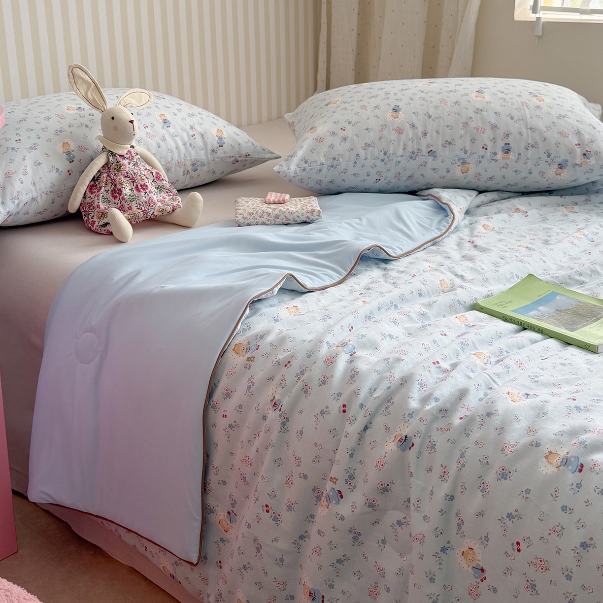 91家纺网 家纺一手货源 找家纺 麦伦家居 2026新品双层纱小冰皮夏被夏凉被空调被 樱蓝少女