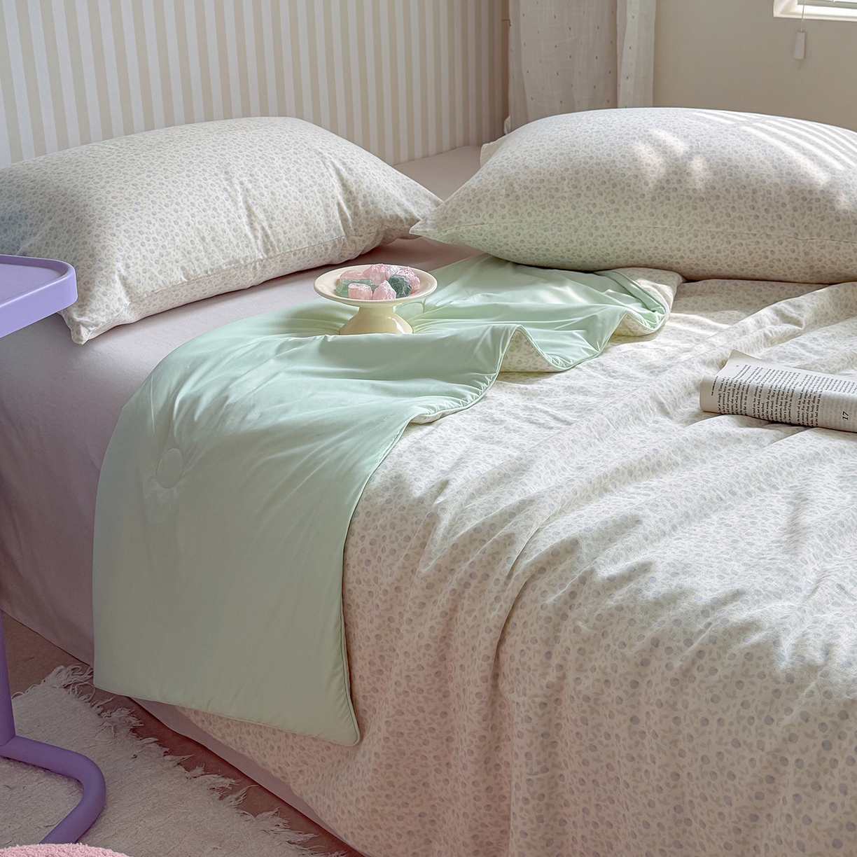 91家纺网 家纺一手货源 找家纺 麦伦家居 2026新品双层纱小冰皮夏被夏凉被空调被 奶绿草莓