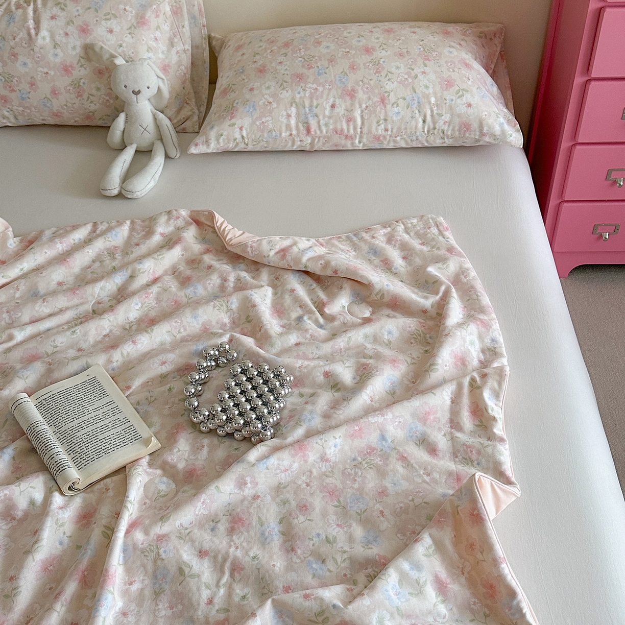 91家纺网 家纺一手货源 找家纺 麦伦家居 2026新品双层纱小冰皮夏被夏凉被空调被 山茶粉