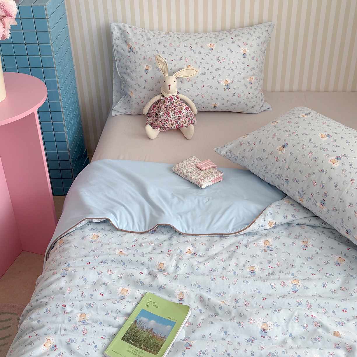 91家纺网 家纺一手货源 找家纺 麦伦家居 2026新品双层纱小冰皮夏被夏凉被空调被 樱蓝少女