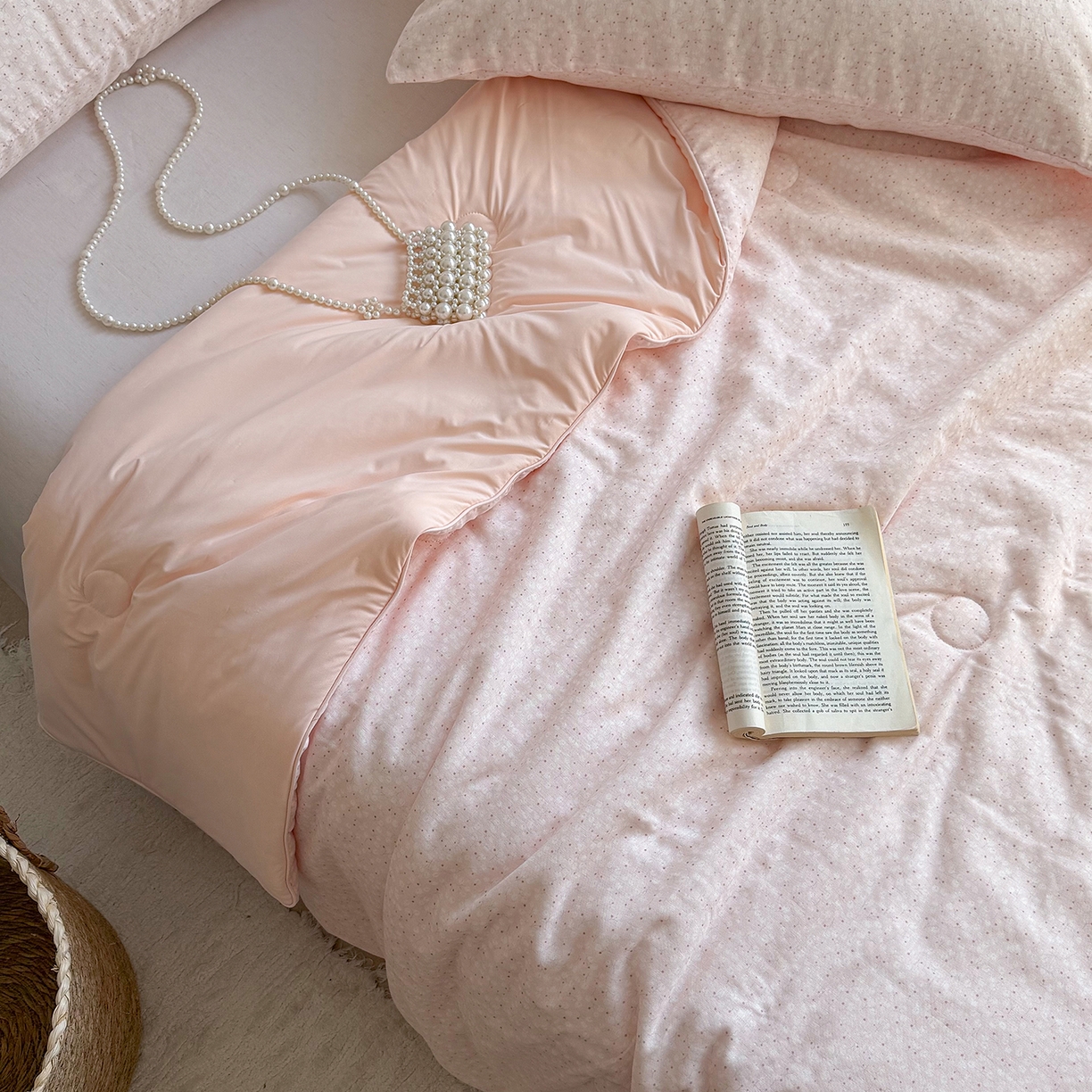 91家纺网 家纺一手货源 找家纺 麦伦家居 2026新品双层纱小冰皮夏被夏凉被空调被 漫天星辰粉