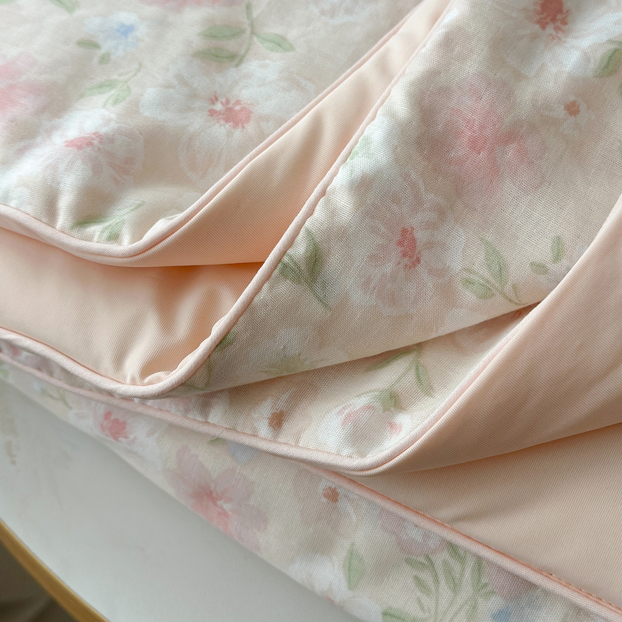 91家纺网 家纺一手货源 找家纺 麦伦家居 2026新品双层纱小冰皮夏被夏凉被空调被 山茶粉