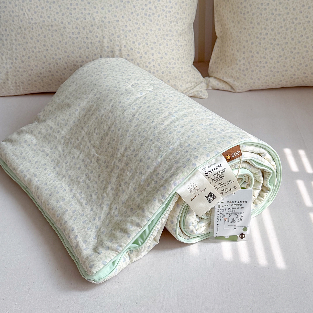 91家纺网 家纺一手货源 找家纺 麦伦家居 2026新品双层纱小冰皮夏被夏凉被空调被 奶绿草莓