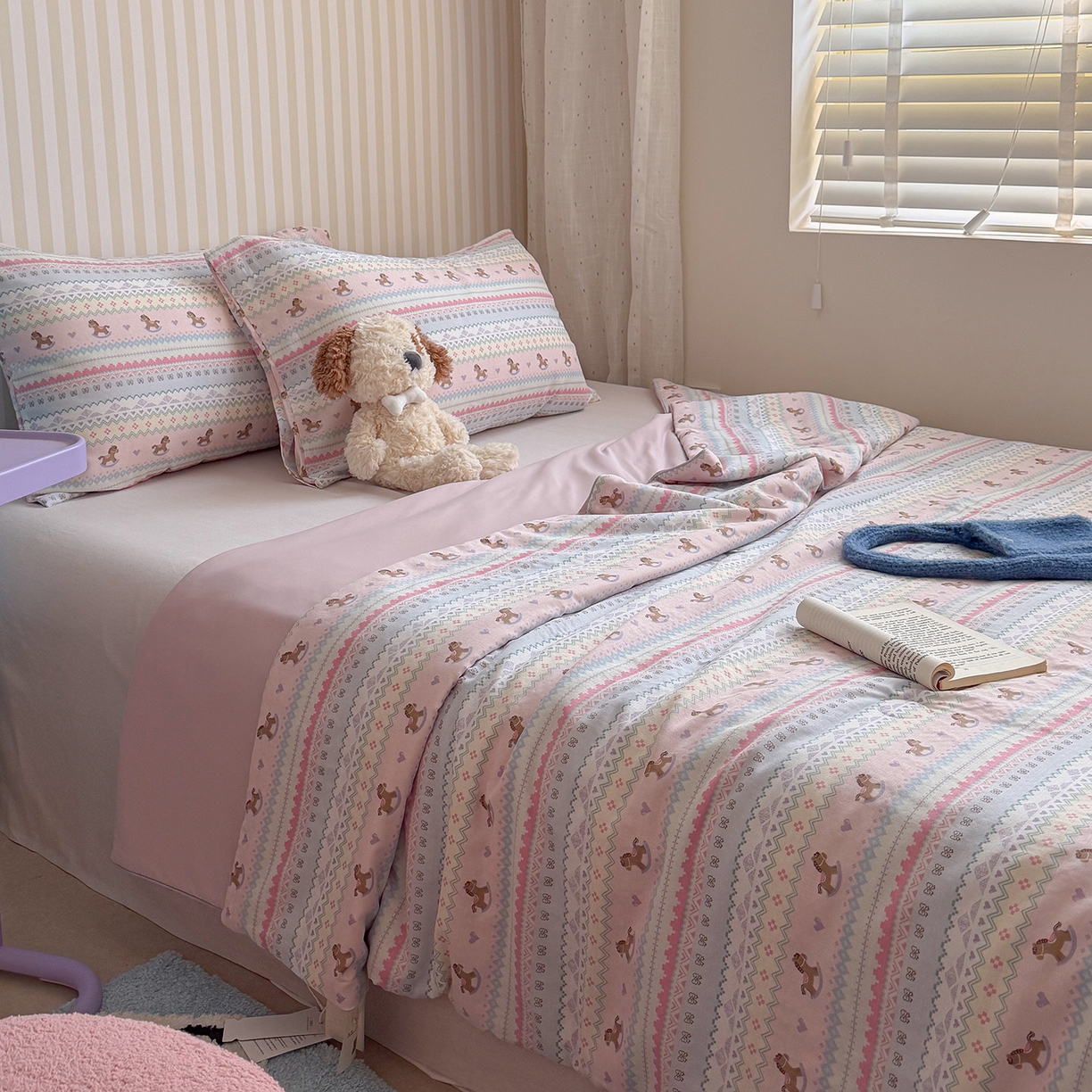 91家纺网 家纺一手货源 找家纺 麦伦家居 2026新品双层纱小冰皮夏被夏凉被空调被 紫色木马