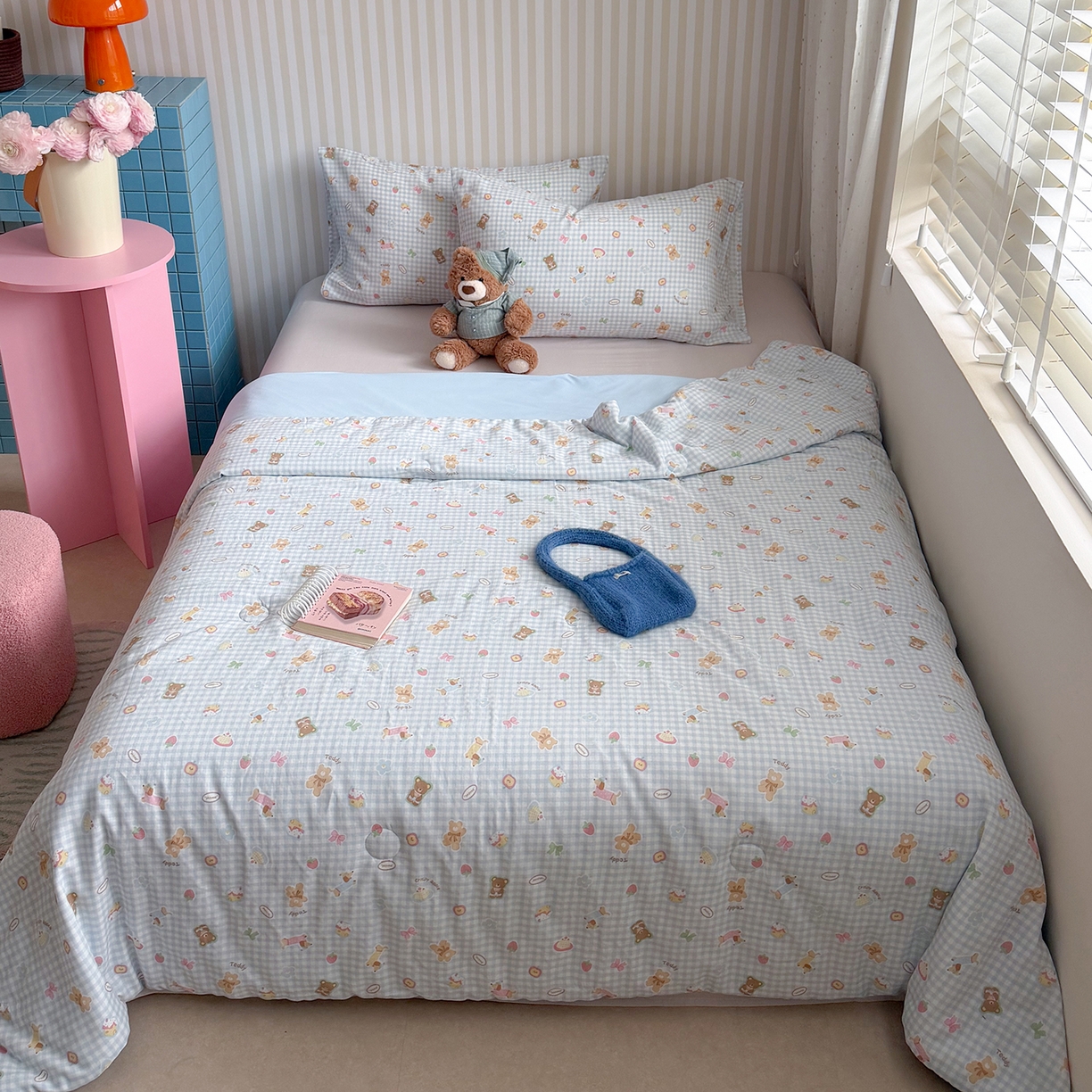 91家纺网 家纺一手货源 找家纺 麦伦家居 2026新品双层纱小冰皮夏被夏凉被空调被 蓝格甜熊