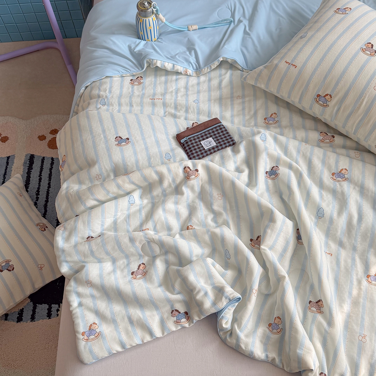 91家纺网 家纺一手货源 找家纺 麦伦家居 2026新品双层纱小冰皮夏被夏凉被空调被 摇摇马蓝