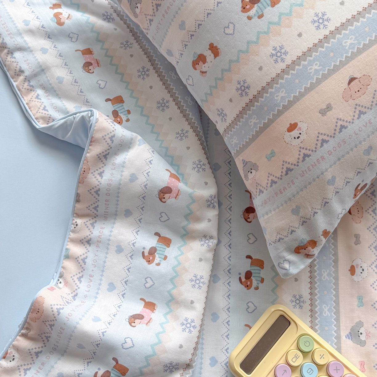 91家纺网 家纺一手货源 找家纺 麦伦家居 2026新品双层纱小冰皮夏被夏凉被空调被 费尔岛小狗